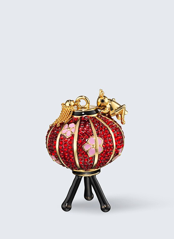 Estée Lauder X Disney: Pleasures True to Your Heart