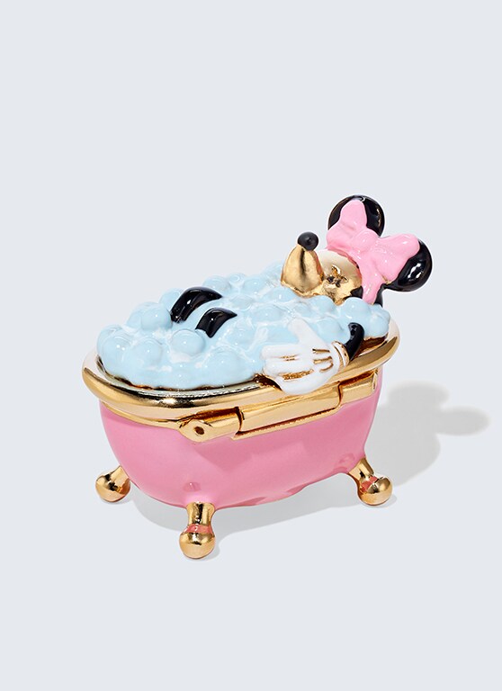 Estée Lauder X Disney: Pleasures Caring Is In The Little Things
