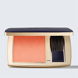 photo of estee lauder peach blush