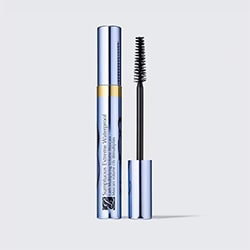 photo of estee lauder mascara for peach makeup look